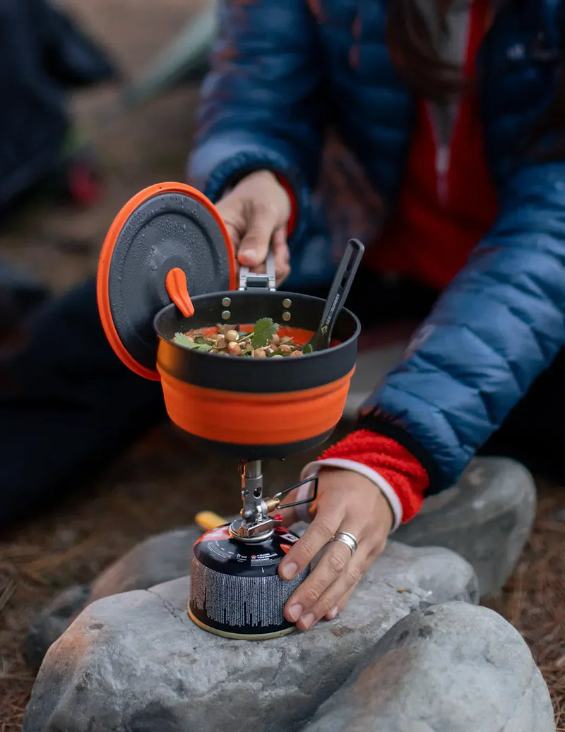 Camp Kitchen Basics: Lightweight Tramping Kitchen Setup