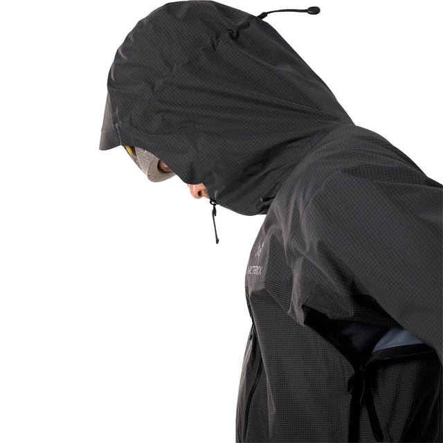 Adjustable hood