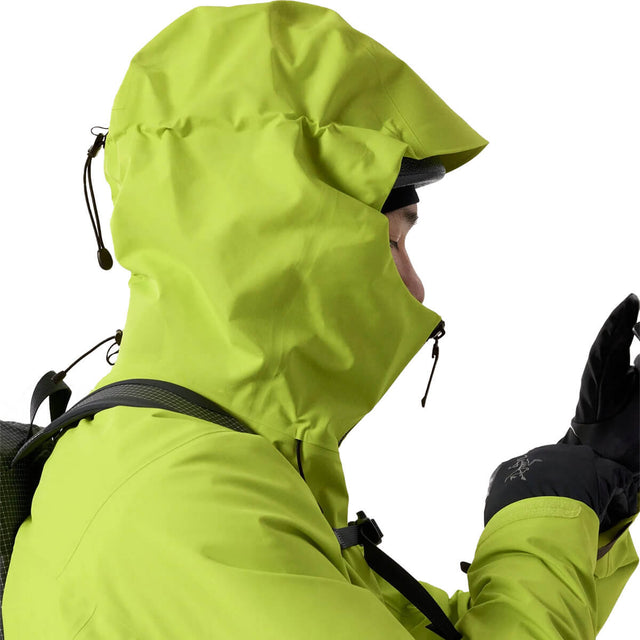 Adjustable hood