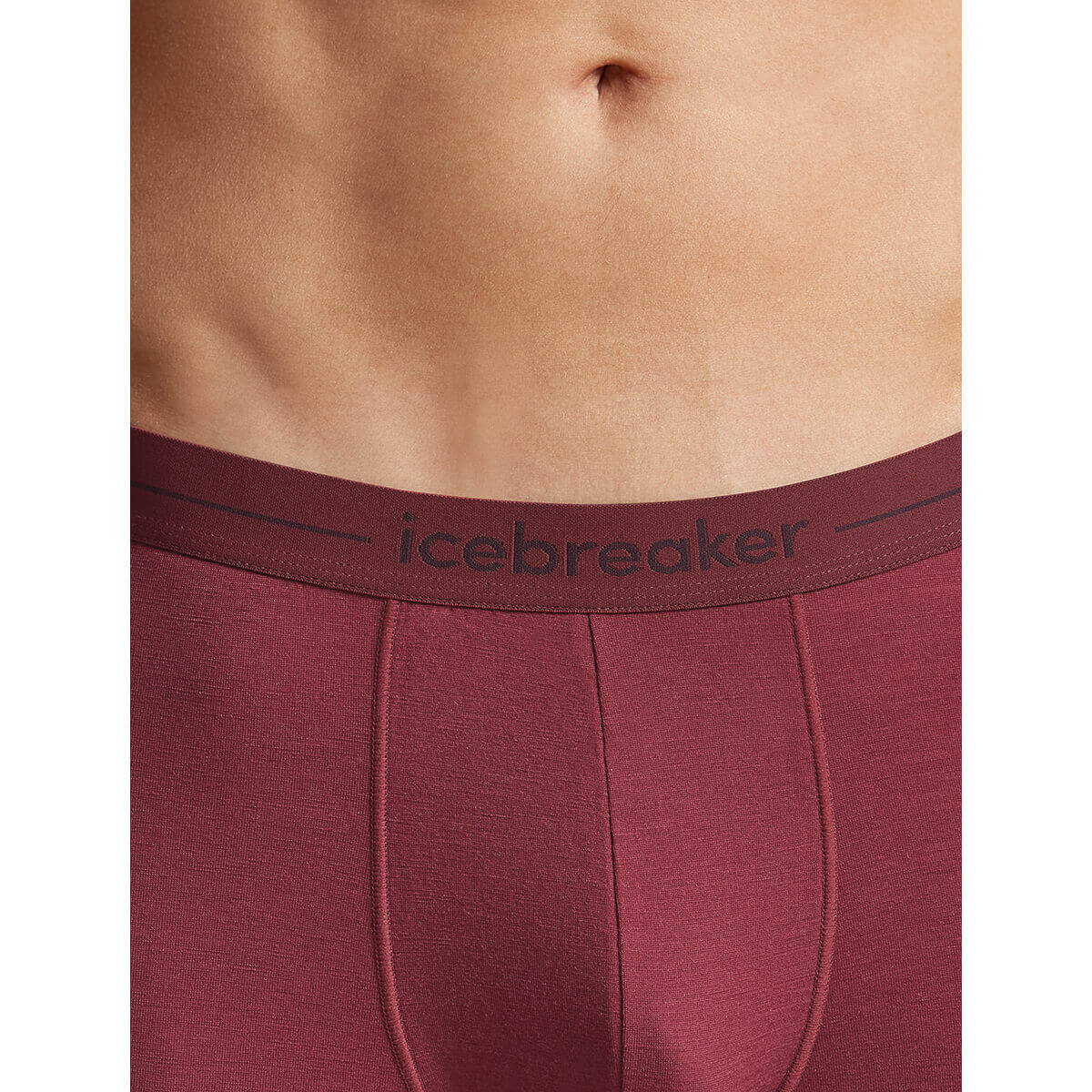 Port, front waist detail