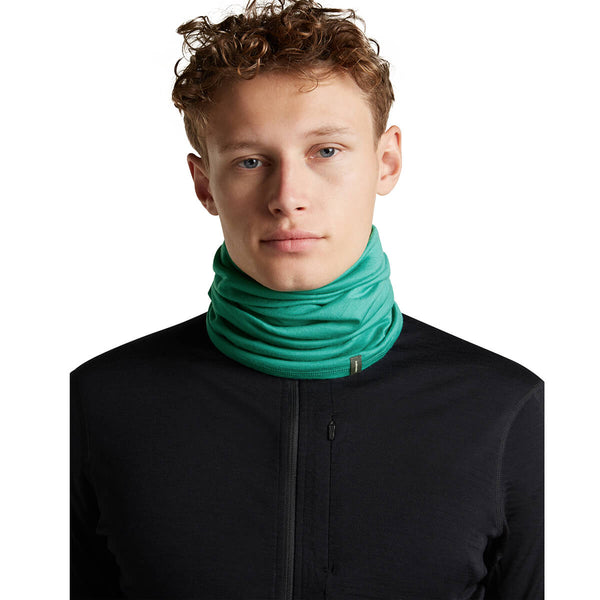 Fresh, worn by male model, front view