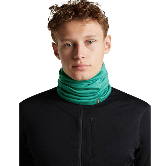 Fresh, worn by male model, front view