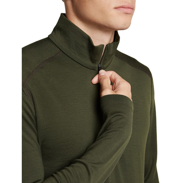 Dk Loden, 3/4 detail of zip being opened