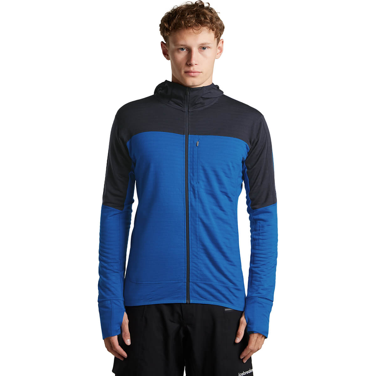 Lazurite/Midnight Navy on model