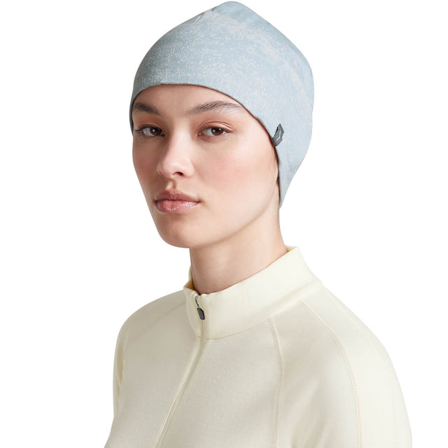 Snow/Zinc Blue on female model, 3/4 front view