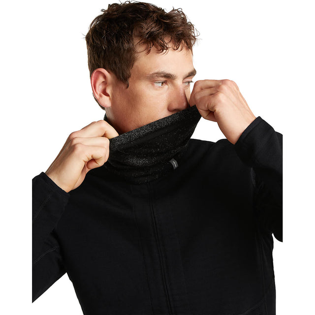 Black/Obsidian, male model pulling the Chute over nose
