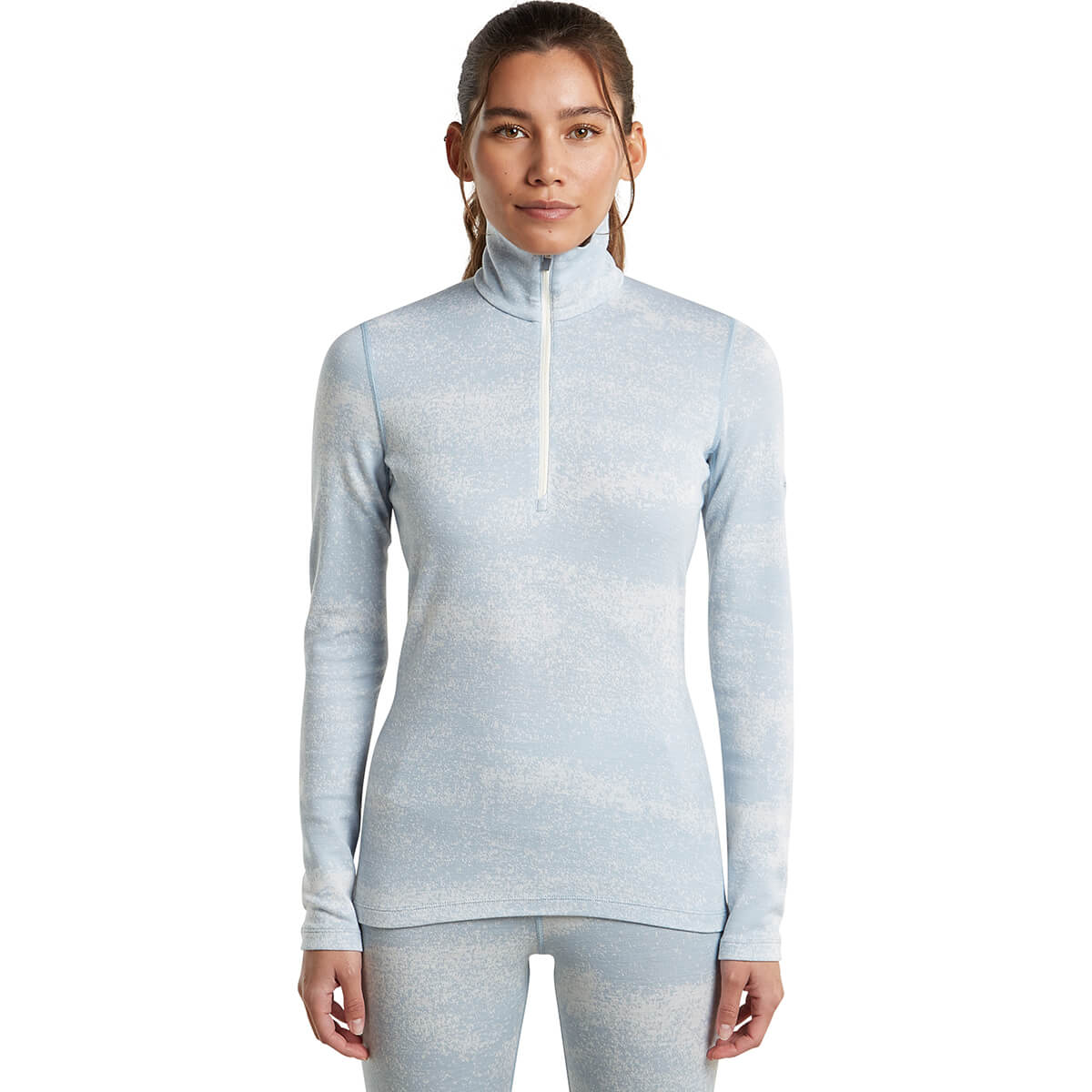 Snow/Zinc Blue on model