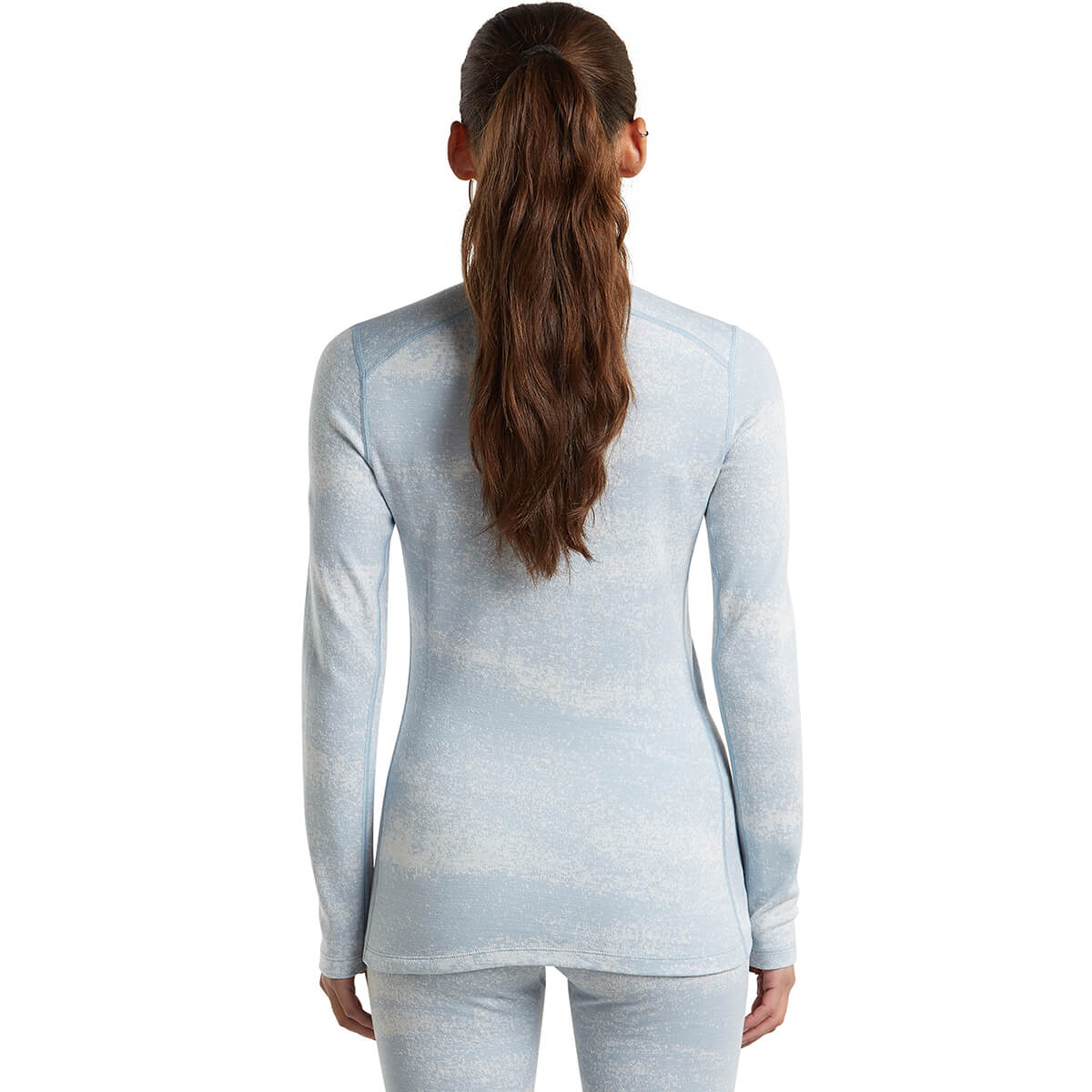 Snow/Zinc Blue back, on model
