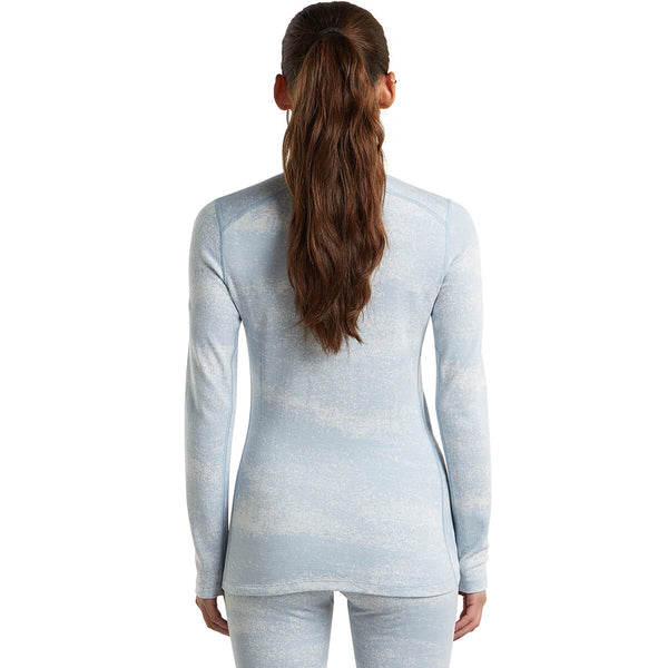 Snow/Zinc Blue back, on model