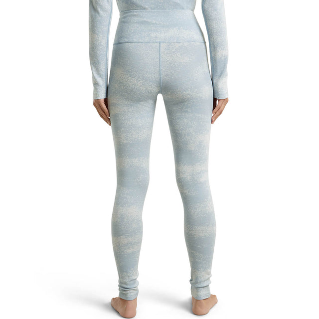 Snow/Zinc Blue back, on model