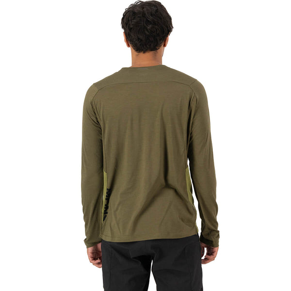 Fern/Olive back, on model