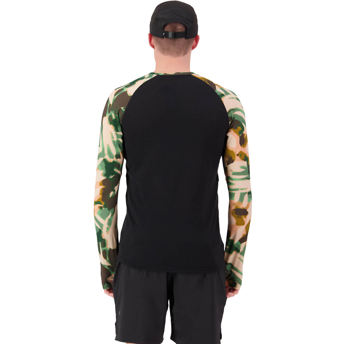 Bush Camo/Black  back, on model