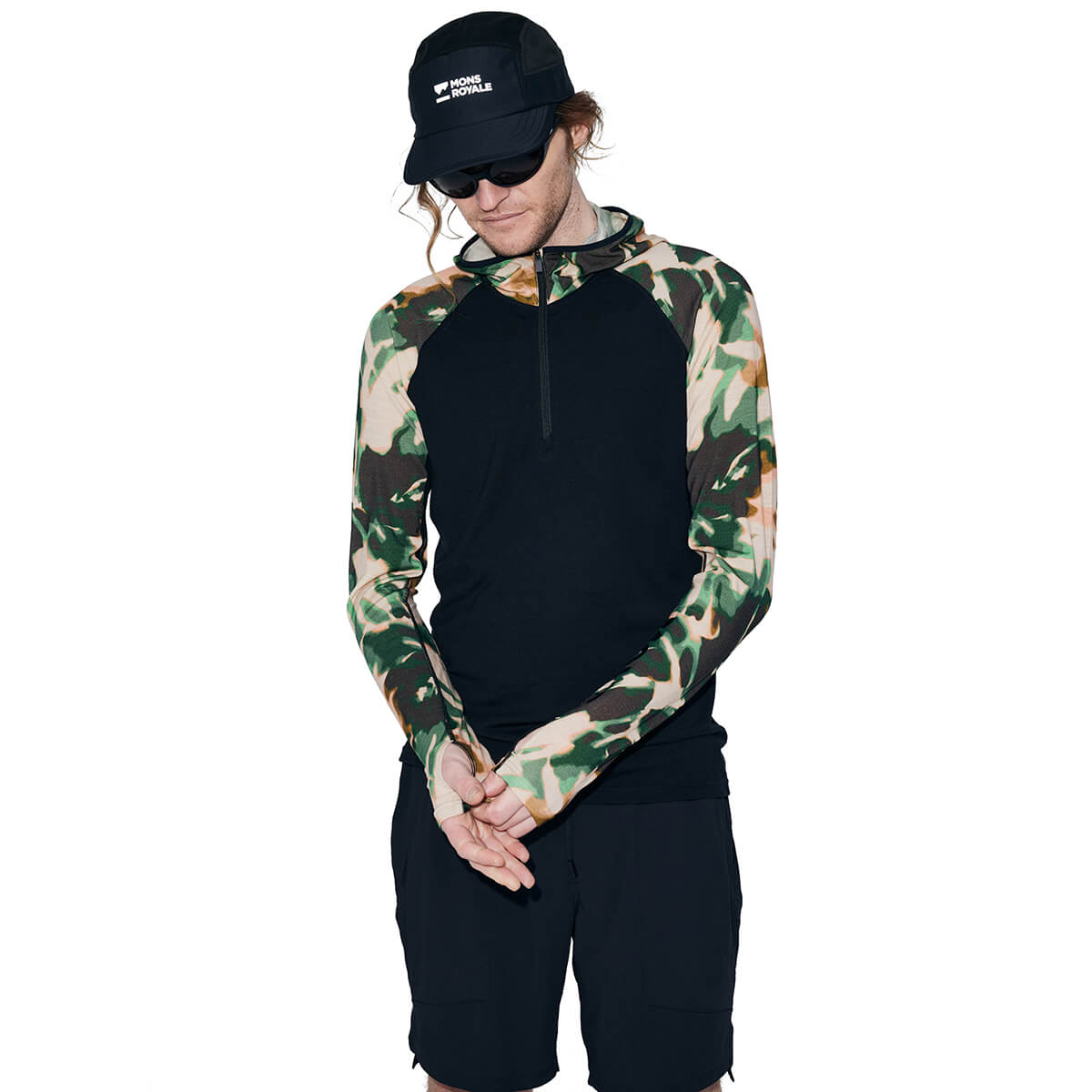 Bush Camo/Black on model