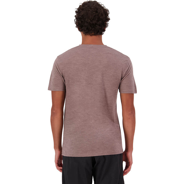 Chestnut back, on model