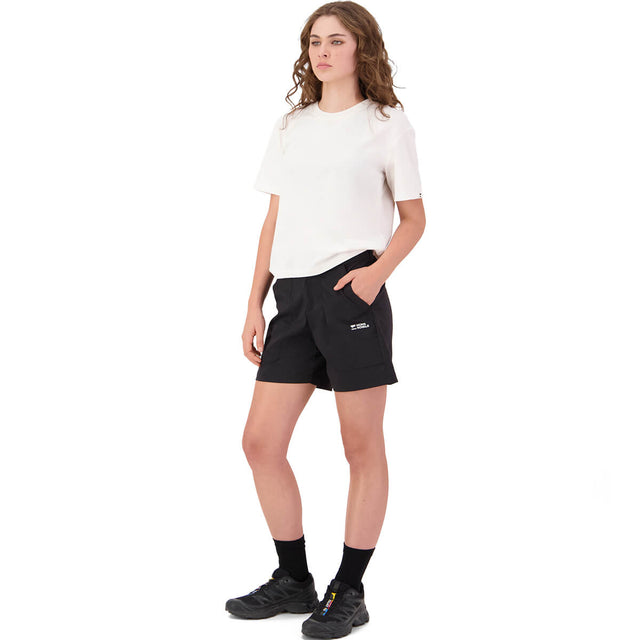 Black, 3/4 view