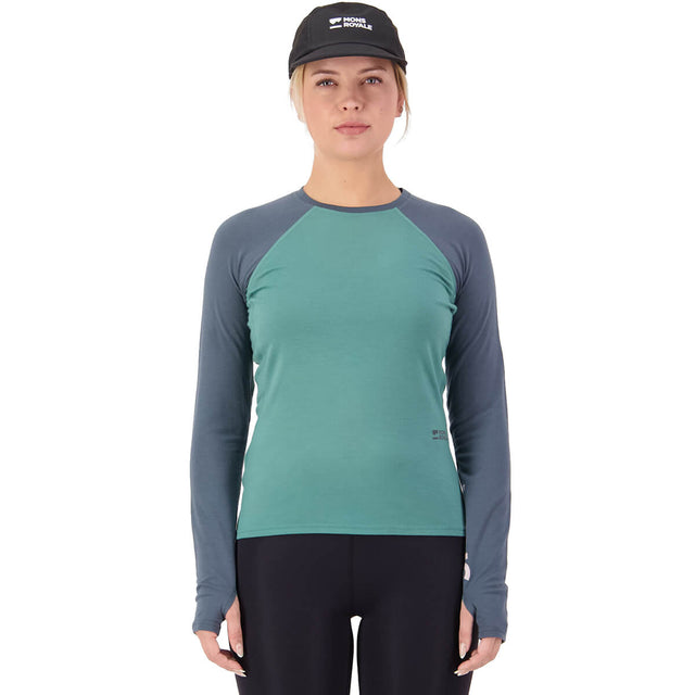Deep Jade/Dark Cypress on model