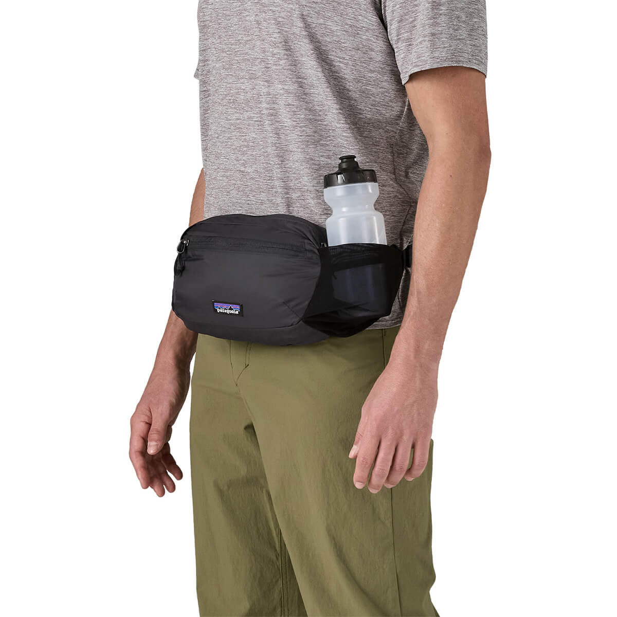 Black, side pocket in use with water bottle