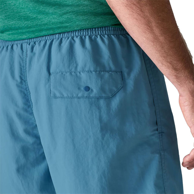Back snap pocket