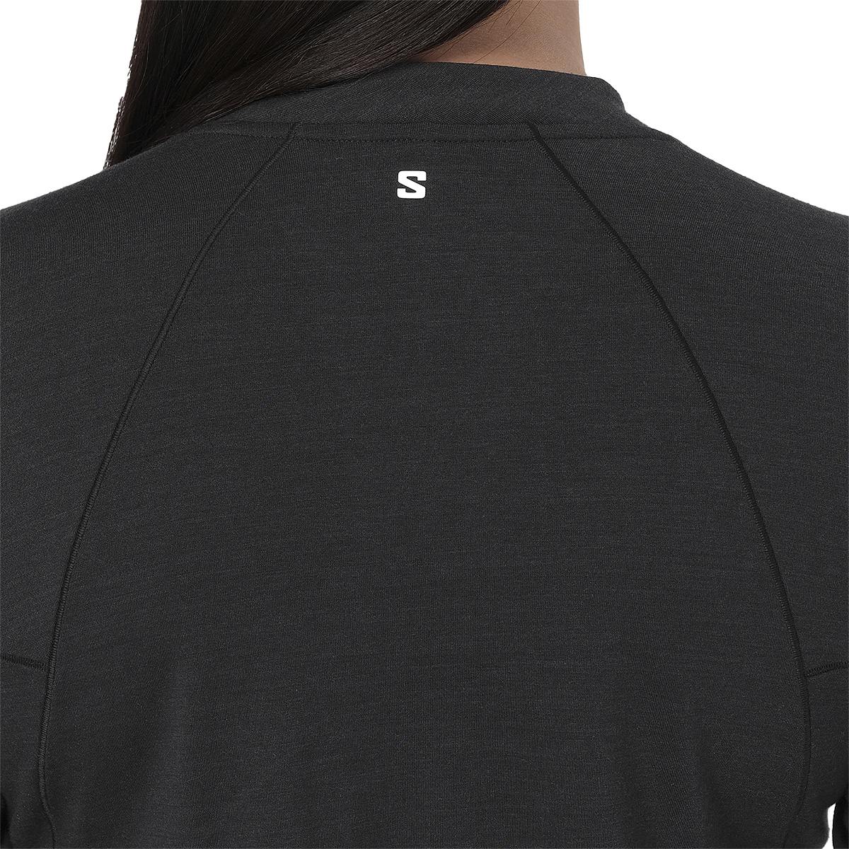 Back reflective detail
