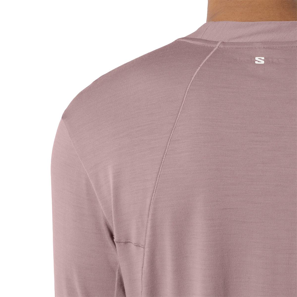 Back reflective detail