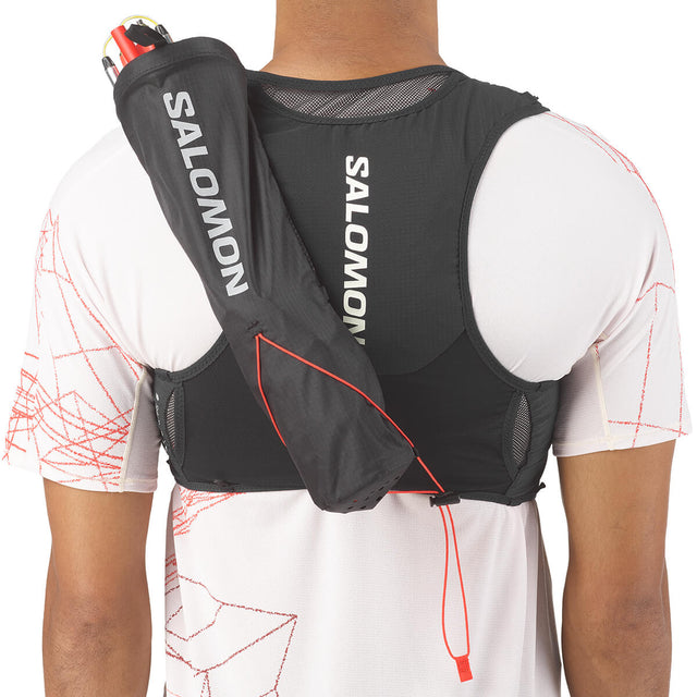 Black, quiver attached