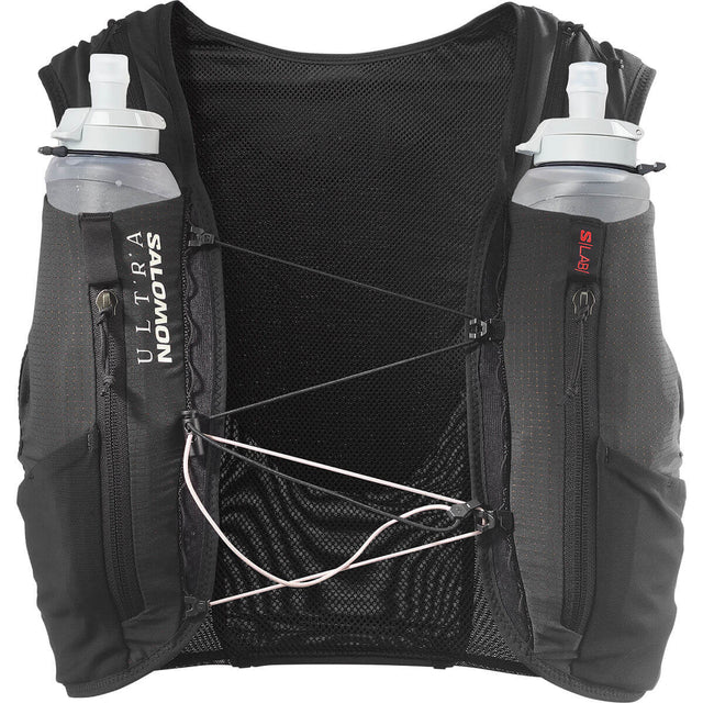 Black 3/4 harness view with flasks