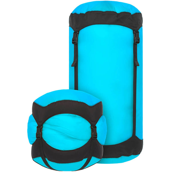 Blue Atoll, 20 Litres compressed beside pre-compressed bag