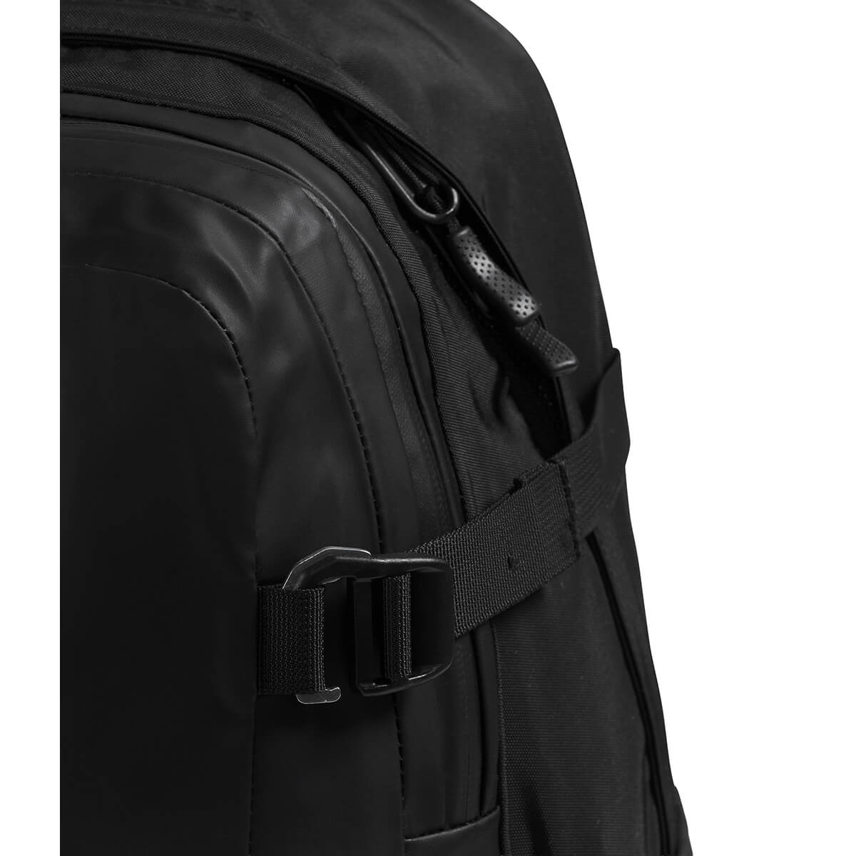 Black, upper compression strap detail