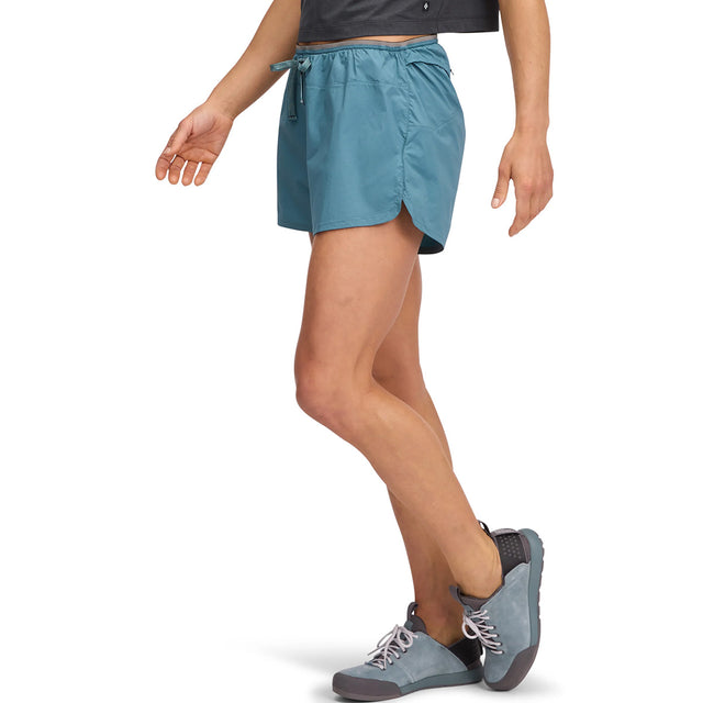 Distance Women's 4-inch Shorts