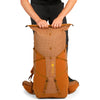 Umbra 40L roll-top closure