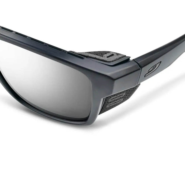 Shield M Sunglasses: Reactiv High Mountain 2-4 Lenses
