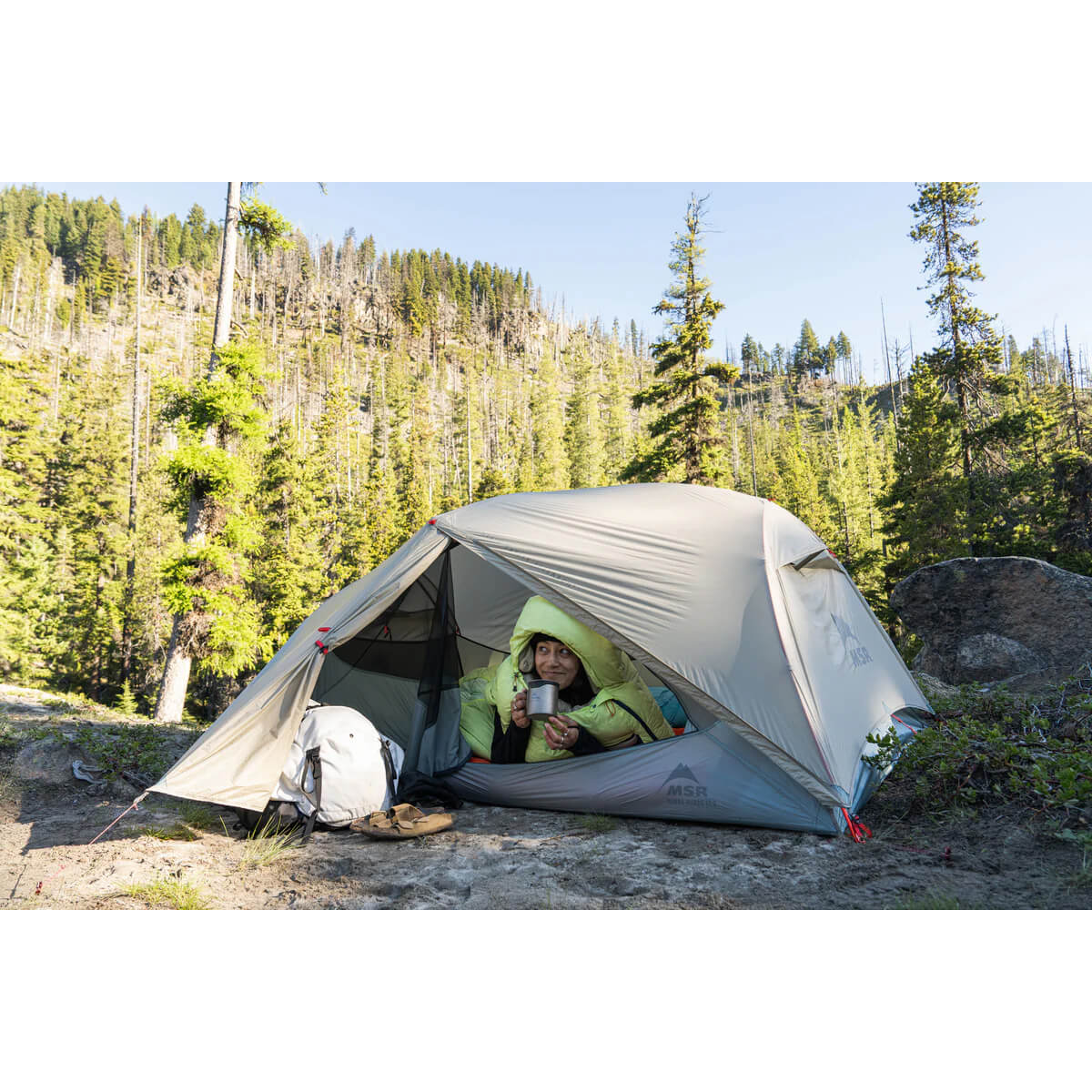Set up and in use in the field (photo:Barkman)