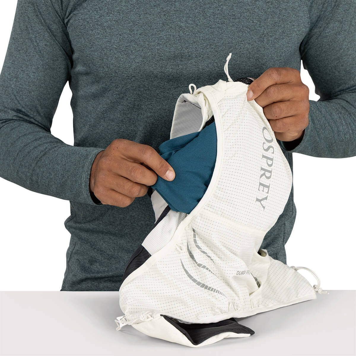 Mystery White upper back stash pocket in use