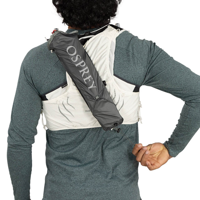 Mystery White adjusting quiver on back