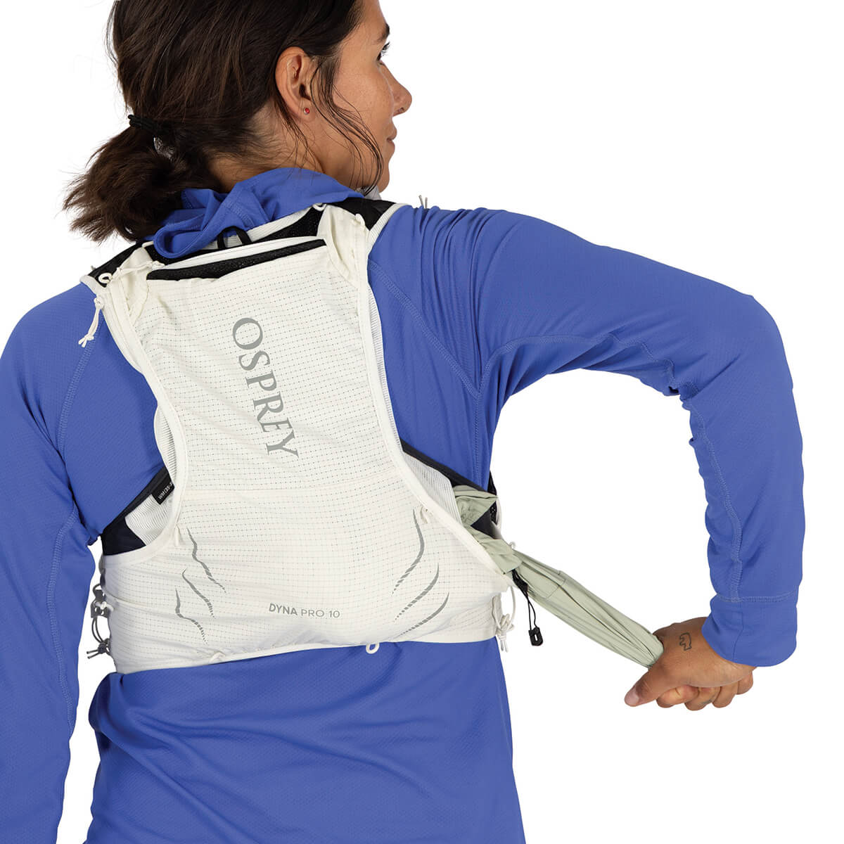 Mystery White pass-through lumbar pocket in use