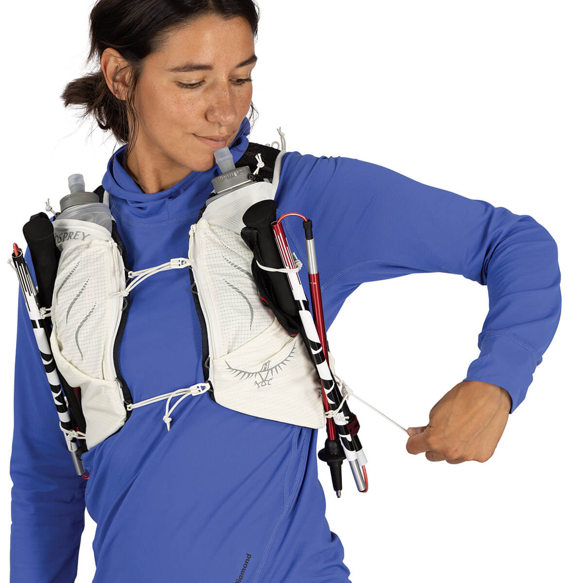 Mystery White attaching poles to the harness at bottom