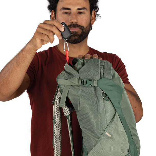 Pine Leaf Green top pocket with key clip