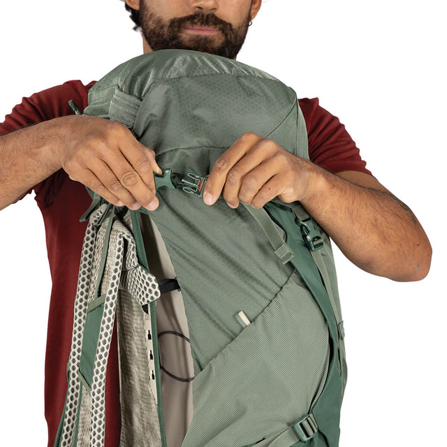 Pine Leaf Green upper compression