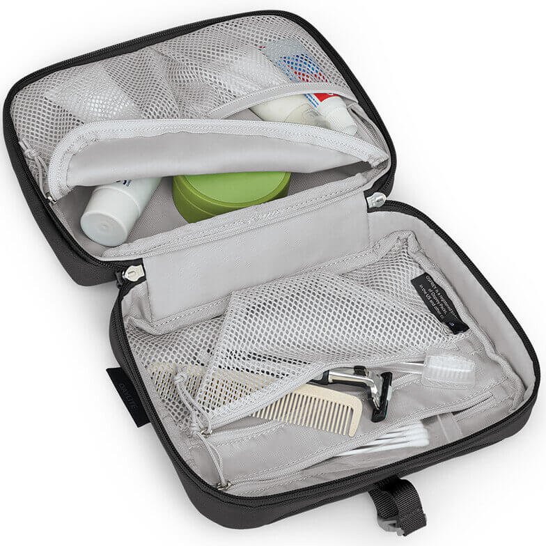 Daylite Hanging Toiletry Kit