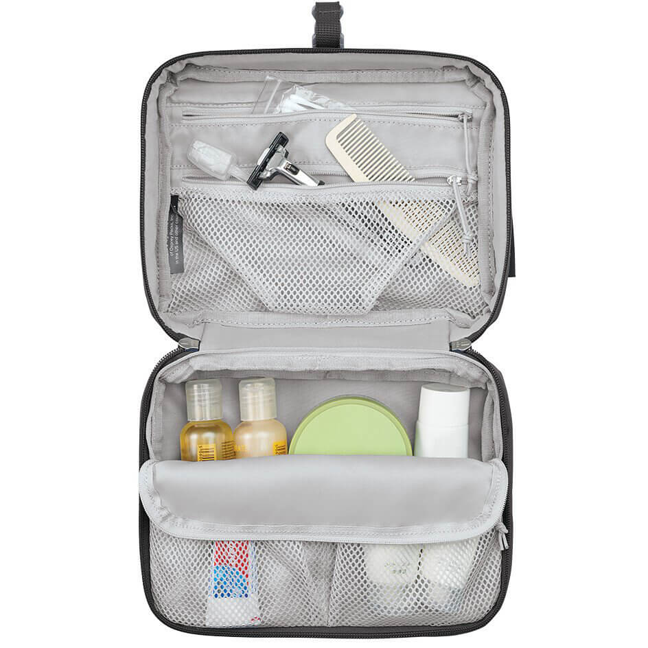 Daylite Hanging Toiletry Kit