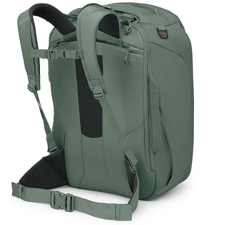 Sojourn Porter 46L Travel Pack