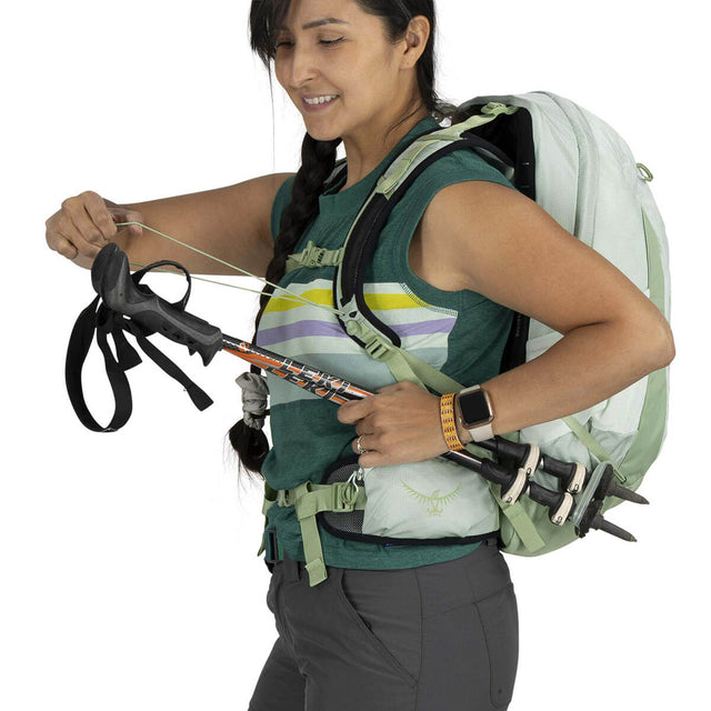 Tempest 22 Women's Tramping/Multisport Pack