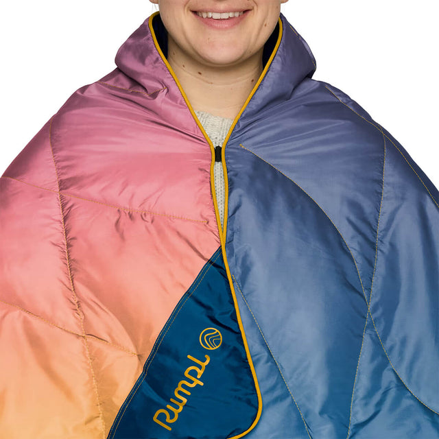 Horizon Fade Cape Clip&reg; in use