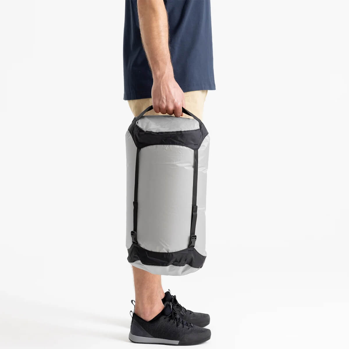 High Rise, 20 Litres compressed beside pre-compressed bag